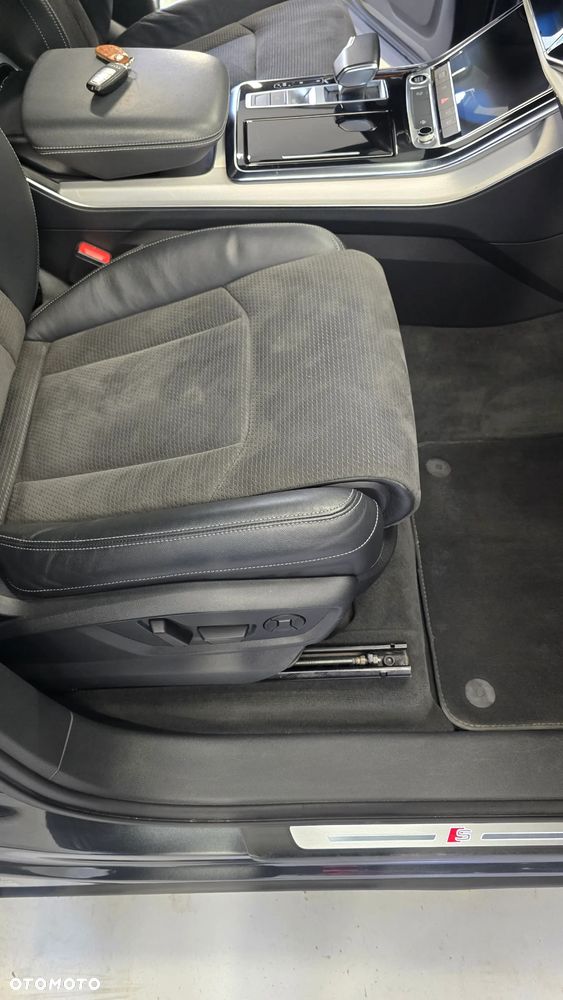 Audi Q7 55 TFSI mHEV Quattro S Line Tiptr - 11