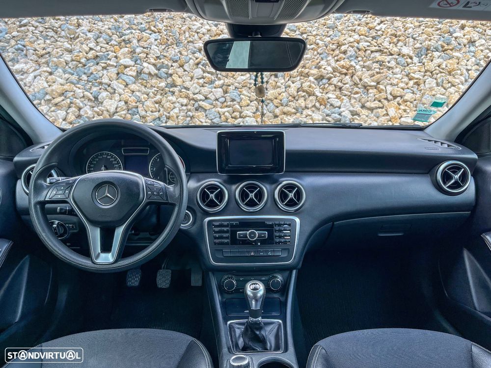 Mercedes-Benz A 180 CDI BlueEFFICIENCY - 27