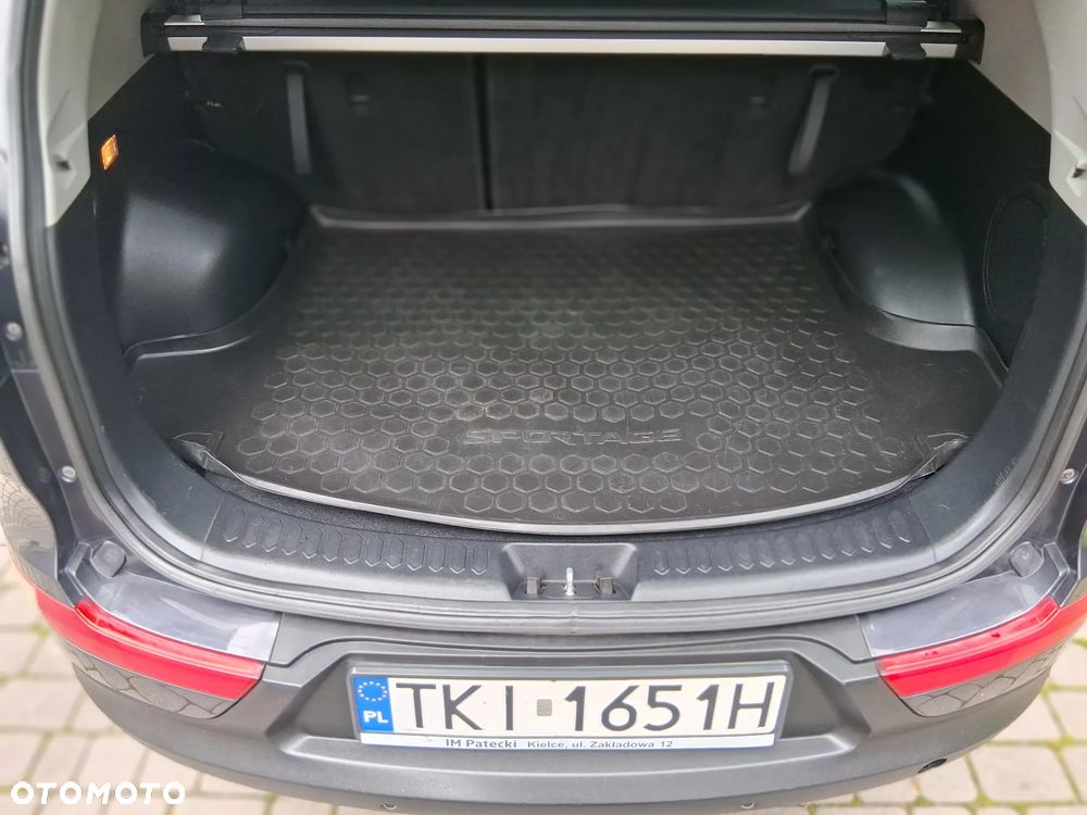 Kia Sportage 2.0 CRDI 4WD Automatik Dream-Team Edition - 6