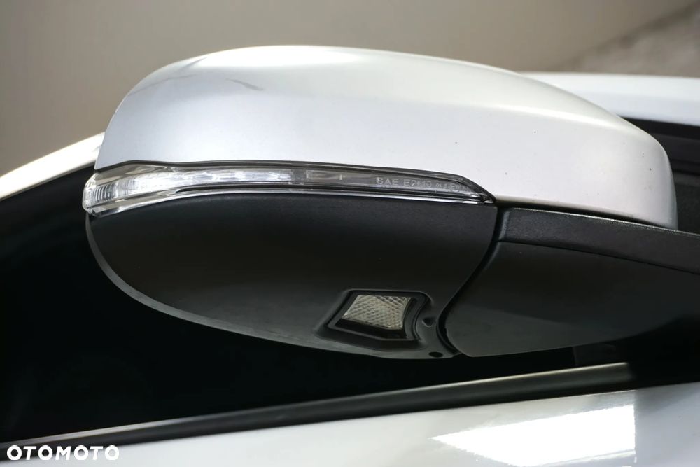 Volvo V40 D2 RDesign - 17