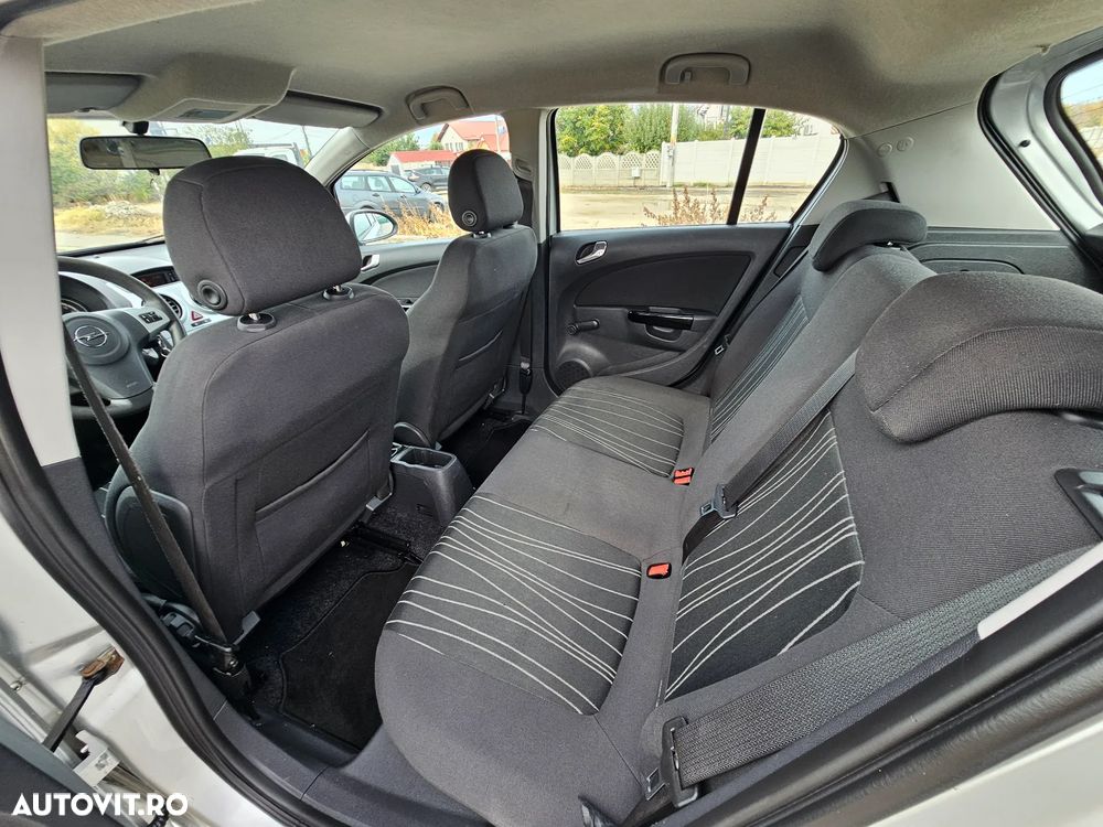 Opel Corsa - 11