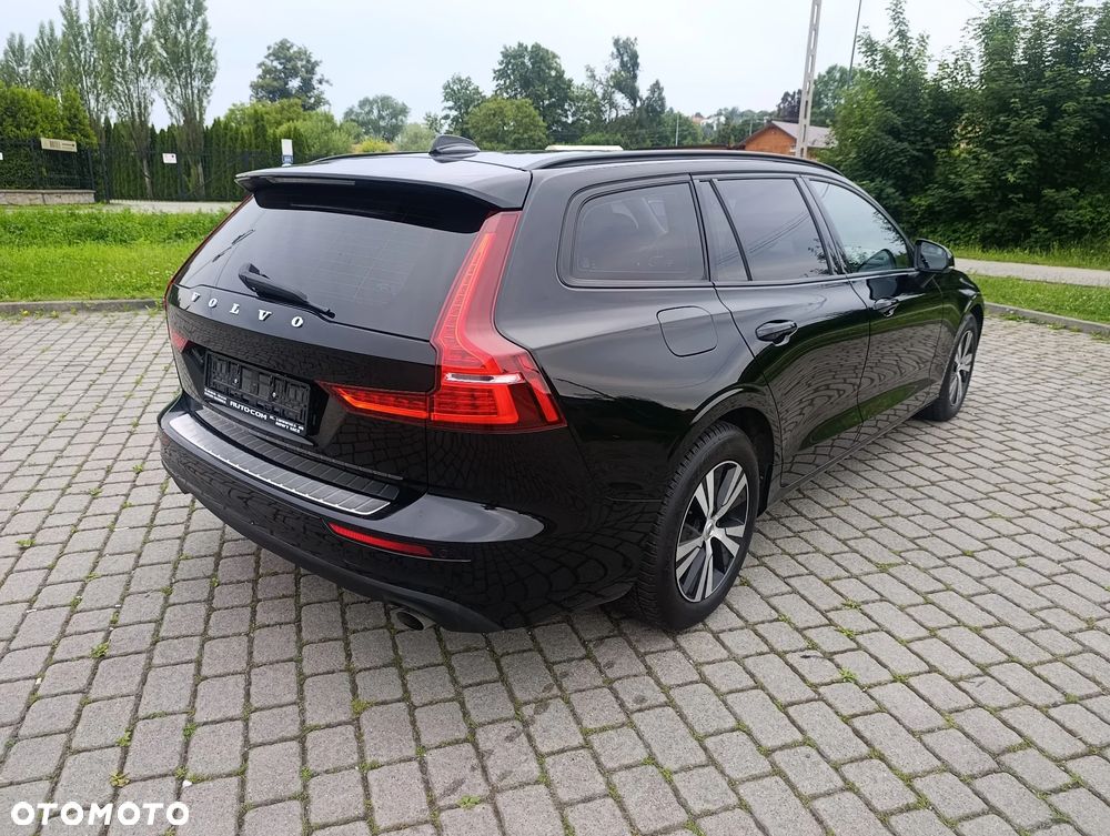 Volvo V60 D3 AWD Geartronic Momentum - 8