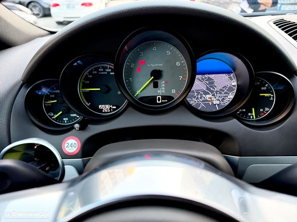 Porsche Cayenne S Hybrid - 15