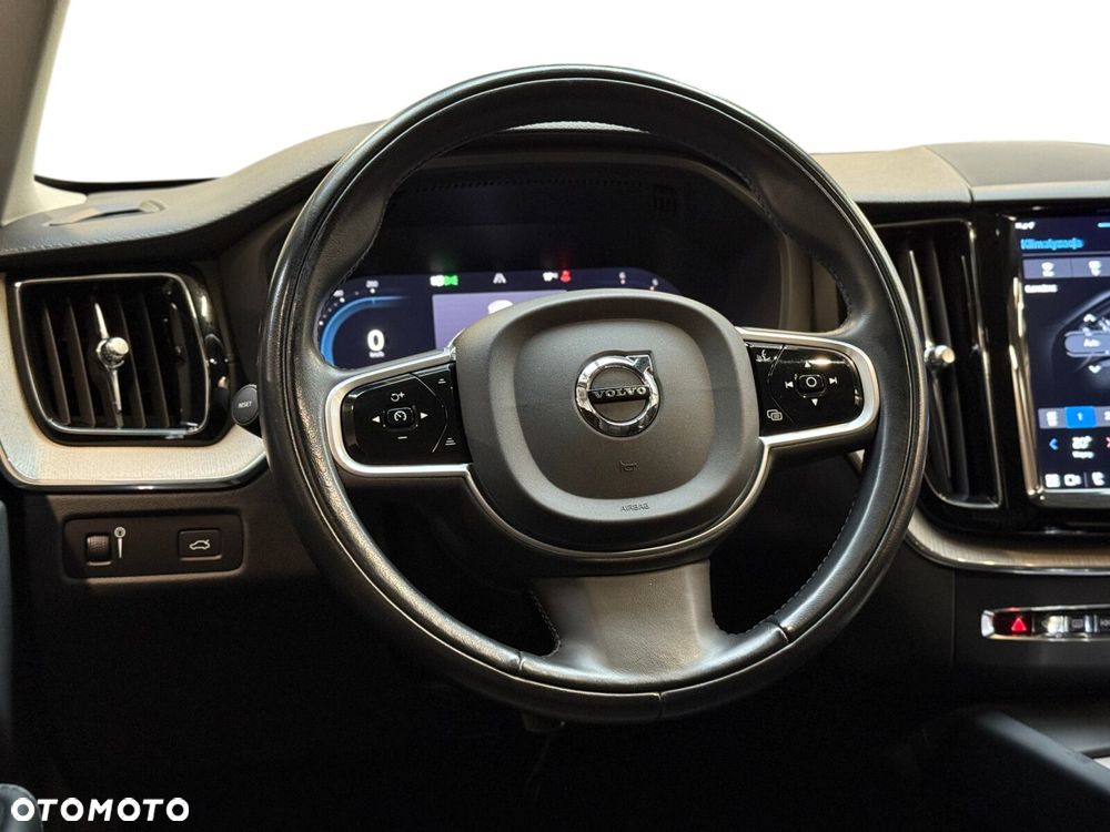 Volvo XC 60 B4 D AWD Inscription - 27