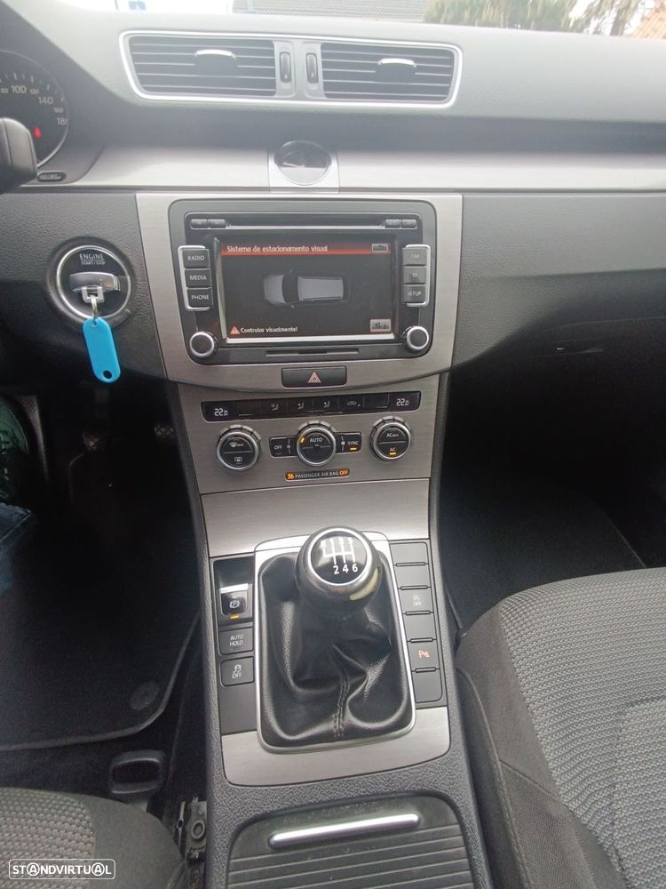 VW Passat Variant 1.6 TDI BlueMotion - 10