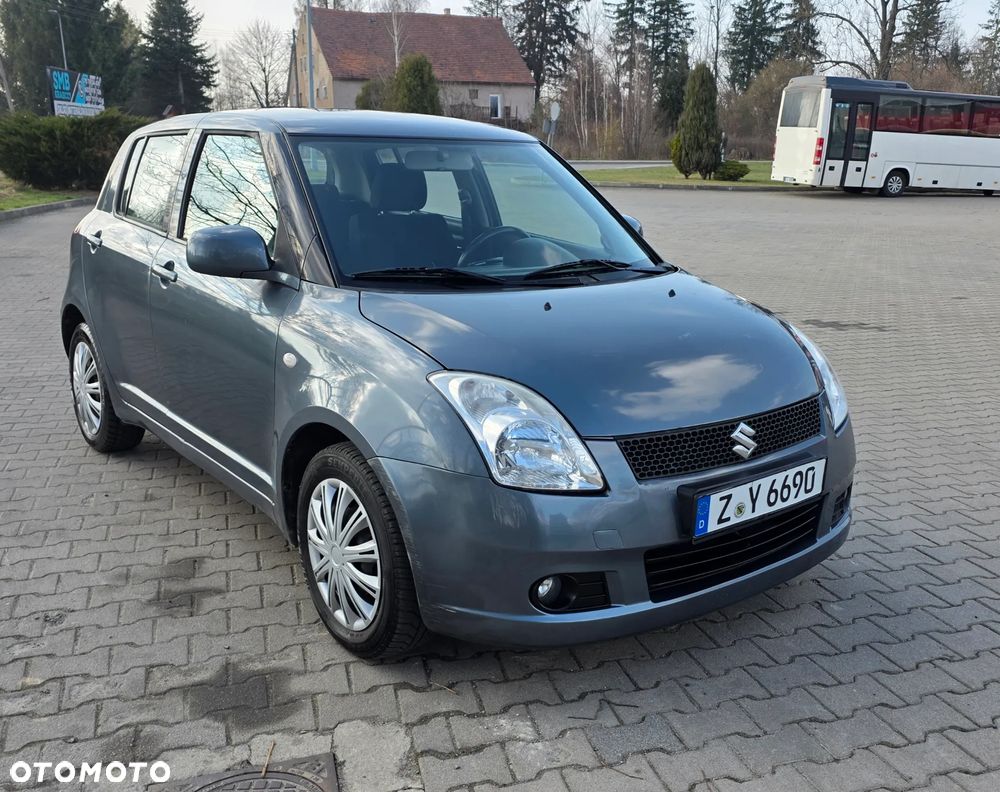 Suzuki Swift 1.3 4x4 Comfort - 2
