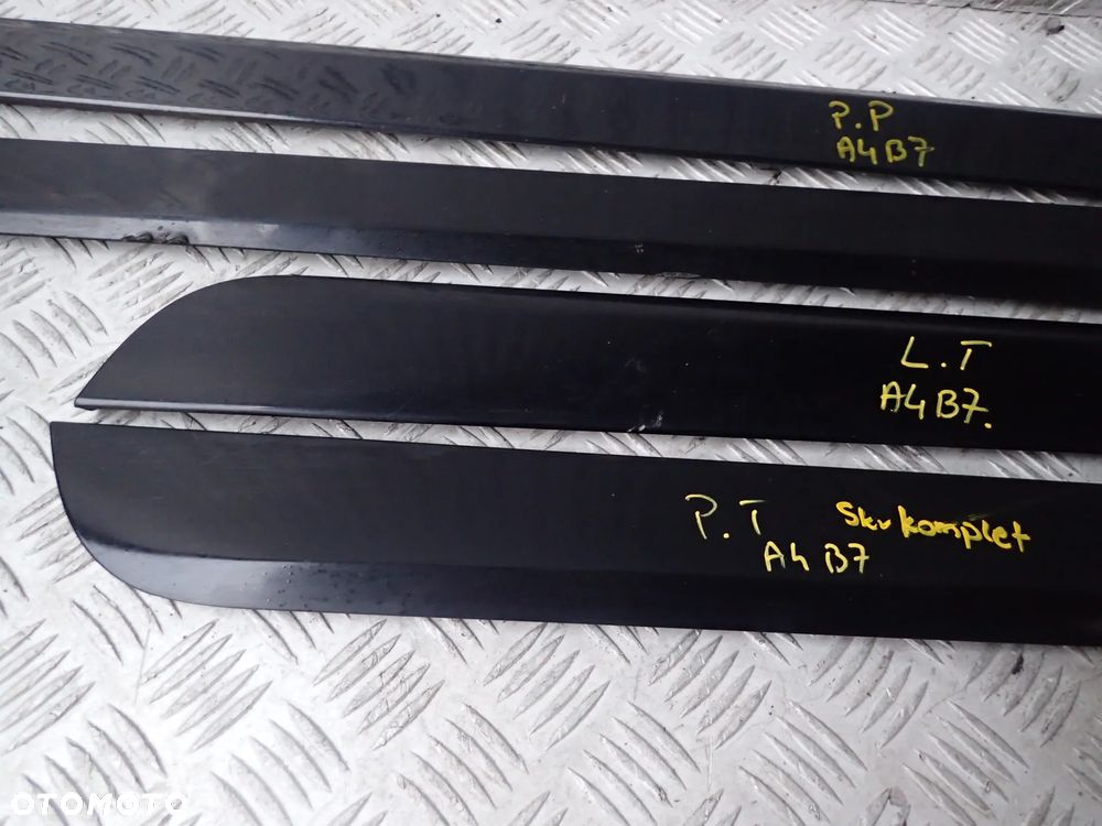 LISTWY DRZWI KOMPLET AUDI A4 B7 - 5