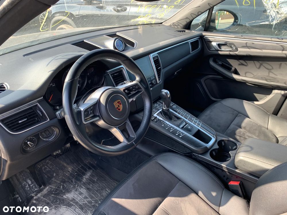 Porsche Macan PDK - 11