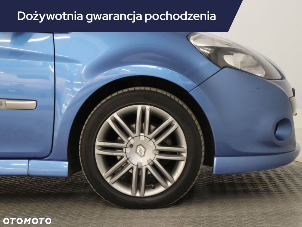 Renault Clio - 17
