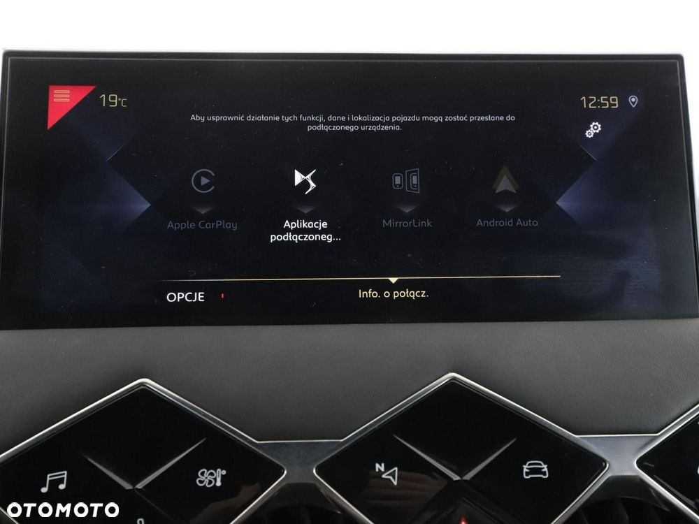 DS Automobiles DS 3 Crossback 1.2 PureTech So Chic - 24