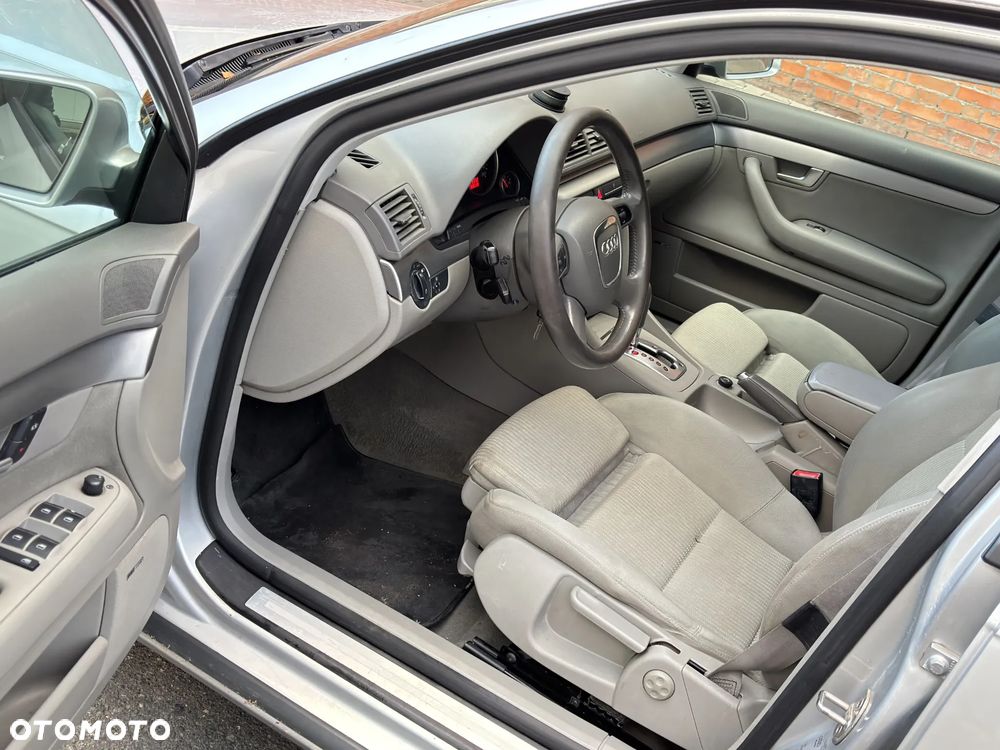 Audi A4 Avant 2.5 TDI Quattro Tiptr - 5