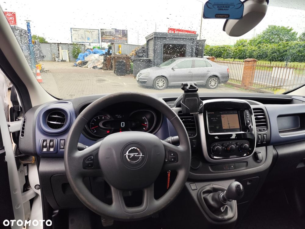 Opel VIVARO - 9