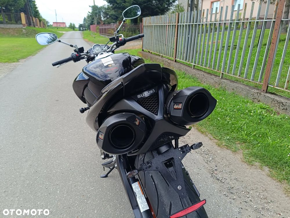 Suzuki GSX - 15
