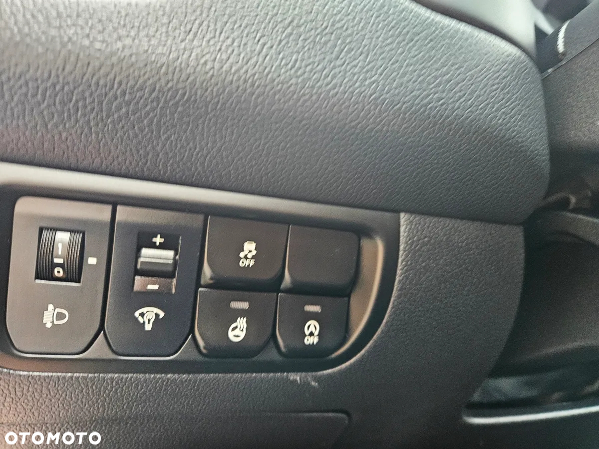 Kia Rio - 31