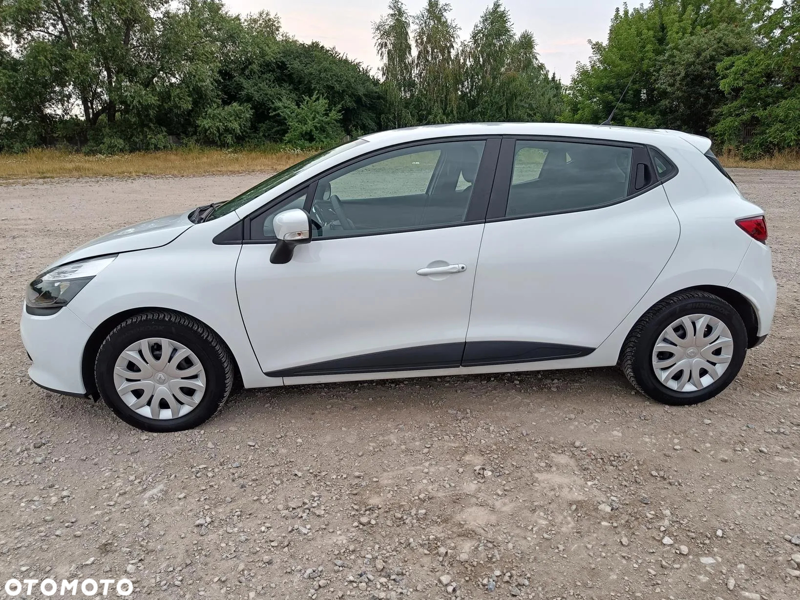 Renault Clio 1.2 16V 75 Dynamique - 4