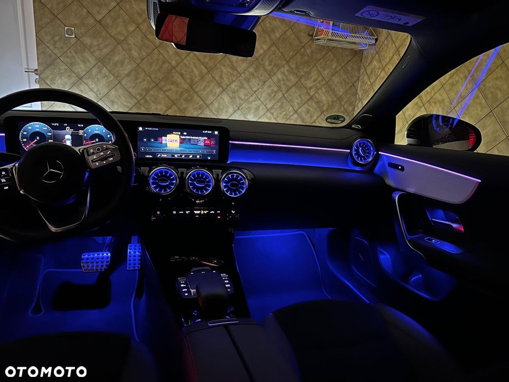 Mercedes-Benz CLA - 9
