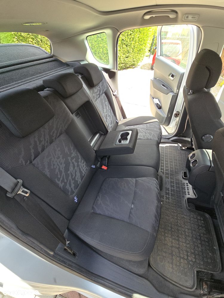 Peugeot 3008 - 8