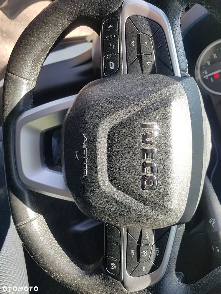 Iveco DAILY - 27