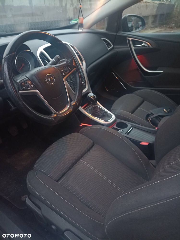 Opel Astra 1.6 T Sport - 2
