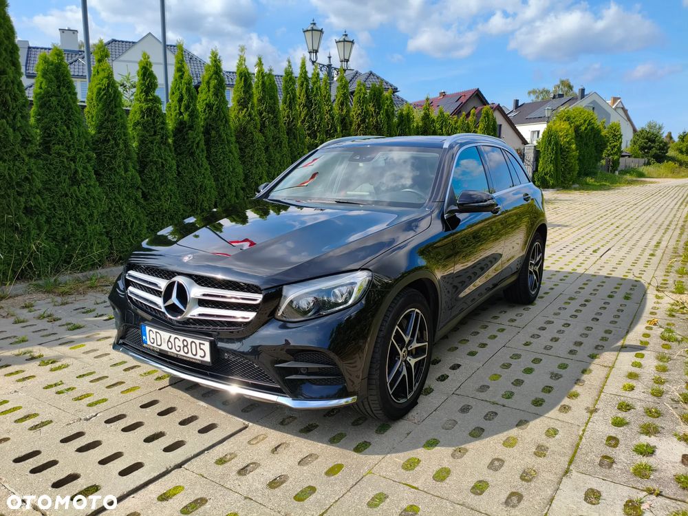 Mercedes-Benz GLC - 1