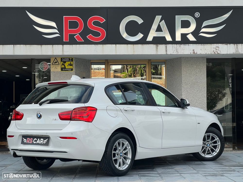 BMW 118 i Line Sport Auto - 8