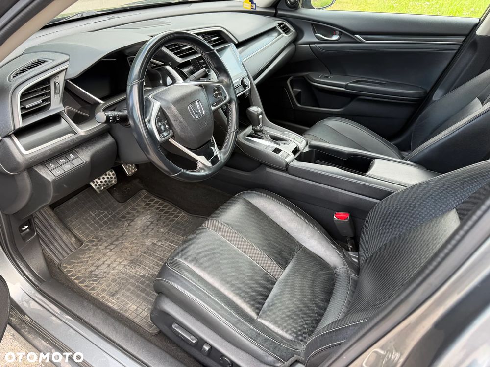 Honda Civic 1.5 T Executive CVT - 18