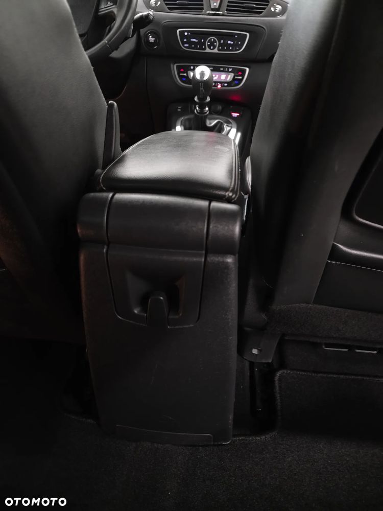 Renault Scenic dCi 130 FAP Bose Edition - 19