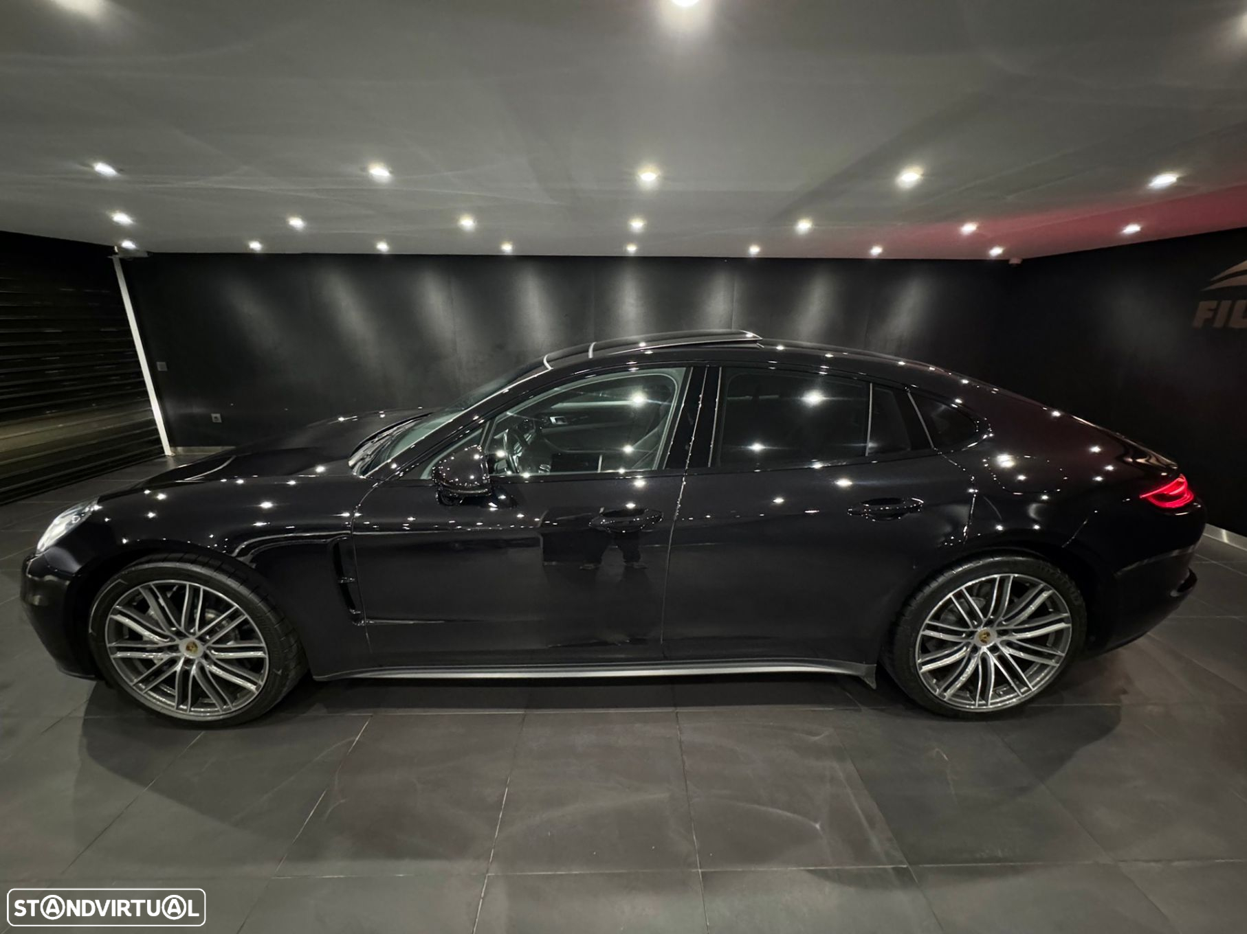 Porsche Panamera 4 E-Hybrid Executive - 5