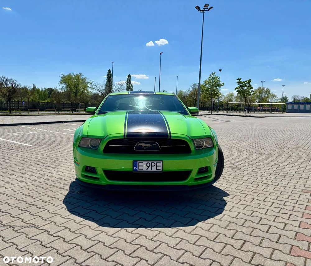 Ford Mustang 3.7 V6 Premium - 4