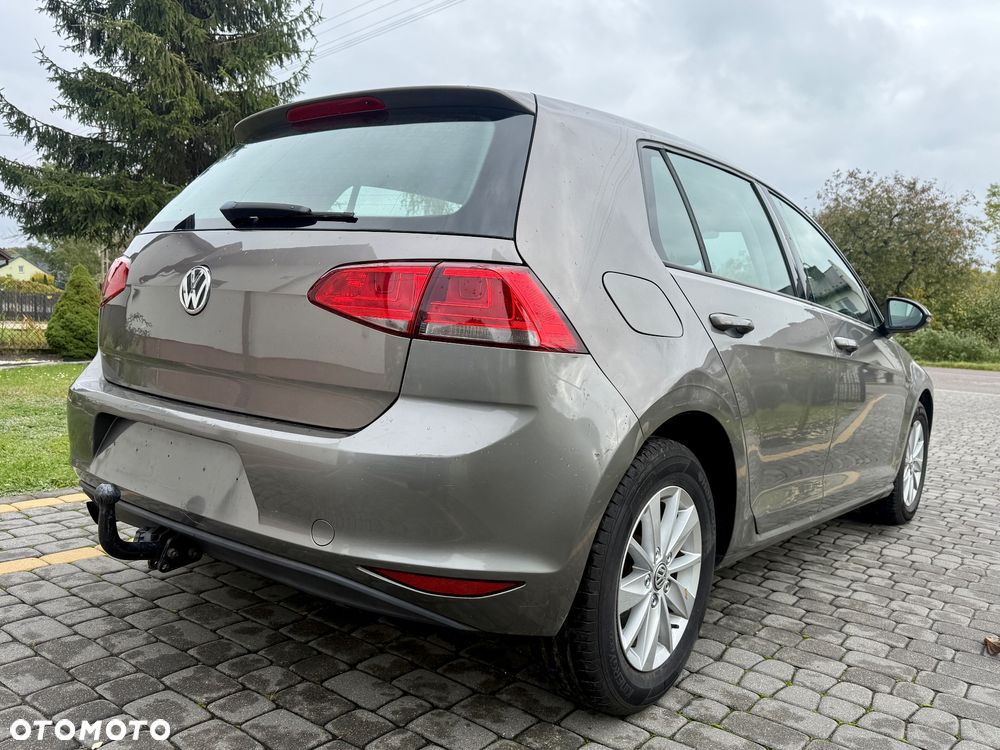 Volkswagen Golf 1.2 TSI BMT Trendline - 12