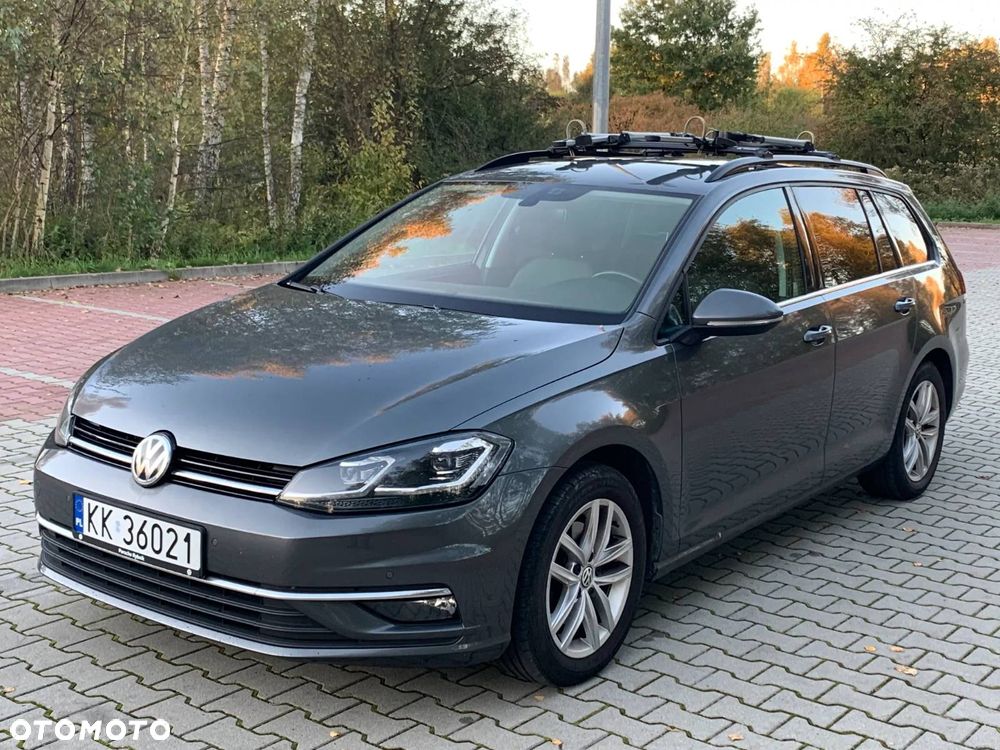 Volkswagen Golf - 2