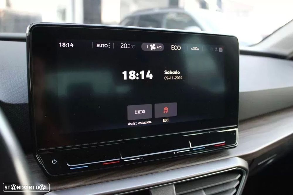 SEAT Leon 1.4 e-Hybrid Xcellence DSG - 16