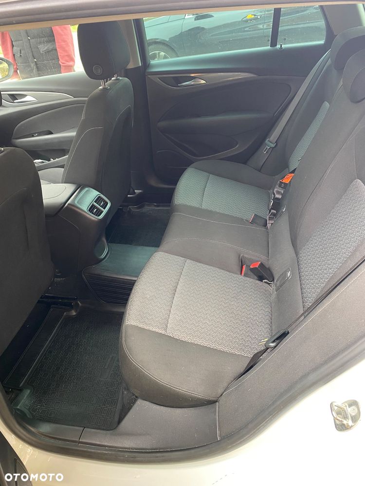 Opel Insignia Sports Tourer 1.6 Diesel Exclusive - 11