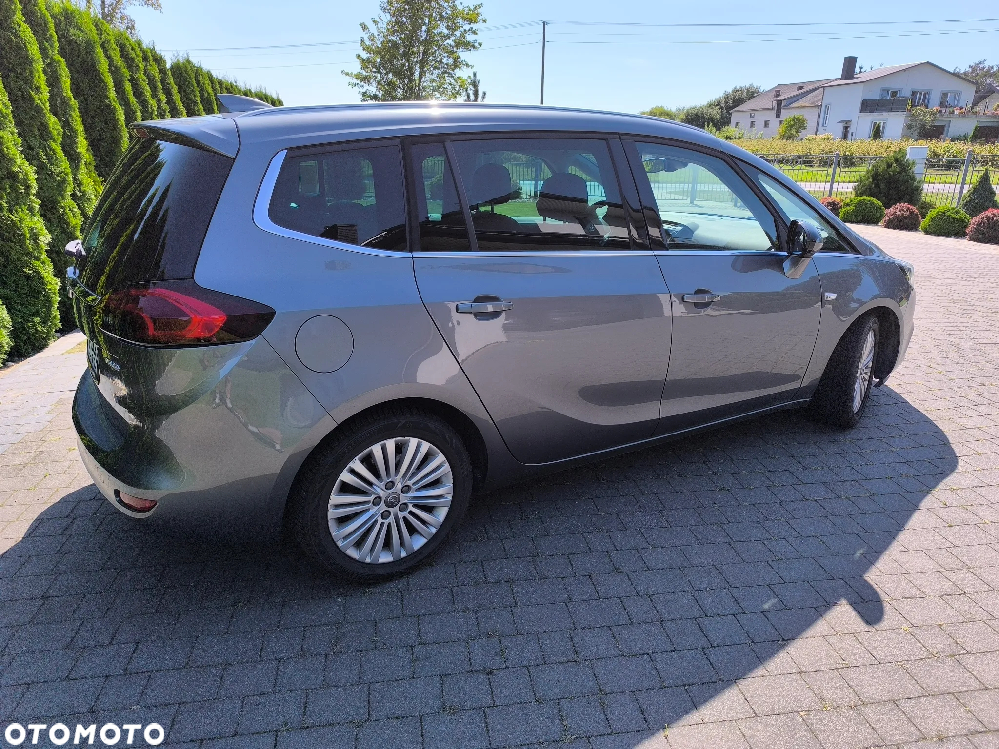 Opel Zafira 1.4 T Elite - 2