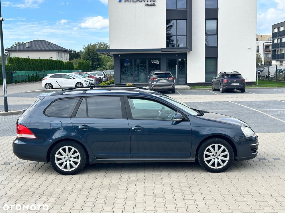 Volkswagen Golf 1.6 Comfortline - 4