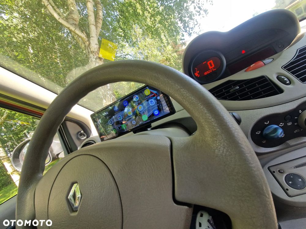 Renault Twingo - 23