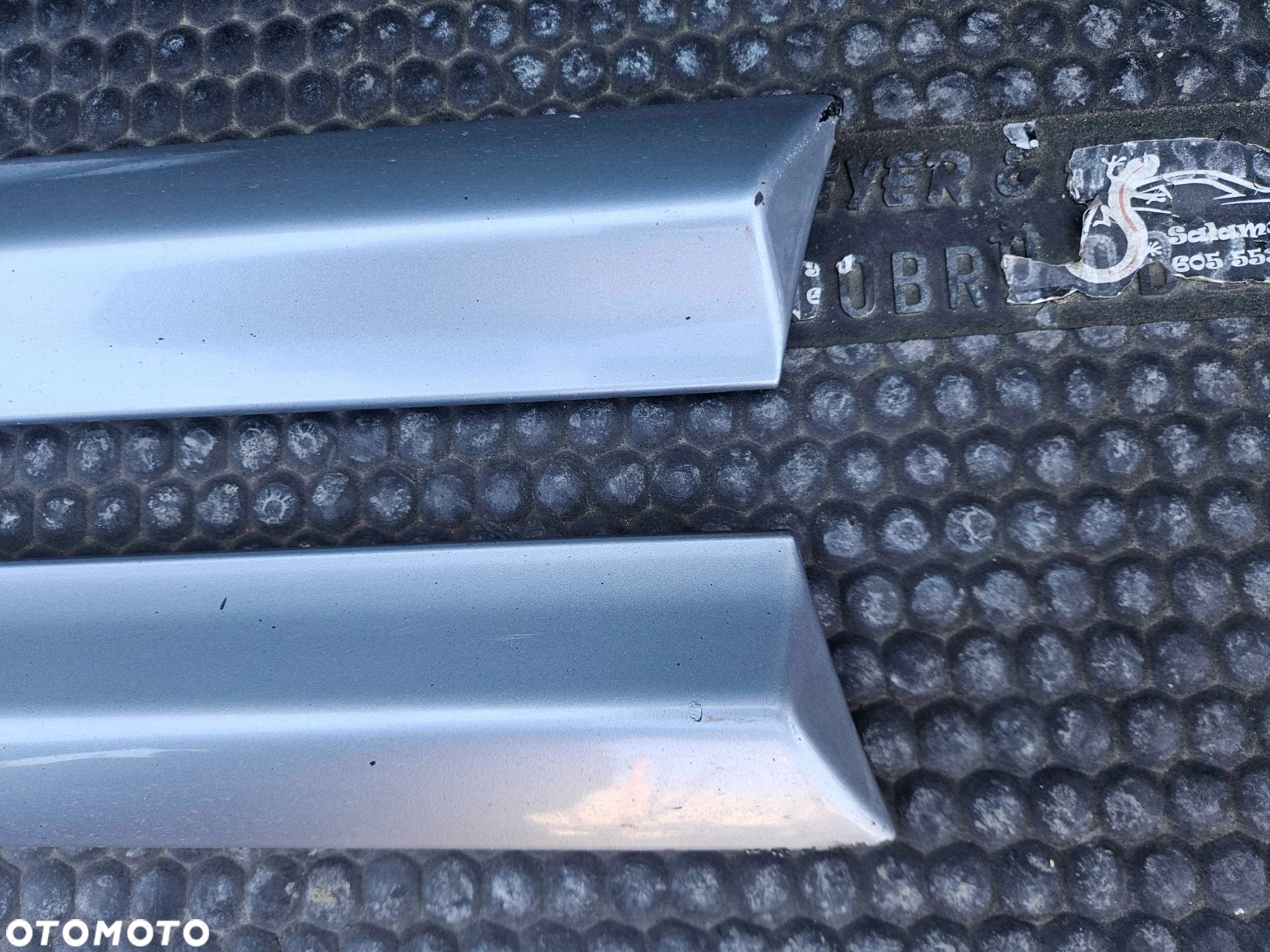 Listwa Listwy Drzwi S-Line Dolne Srebrne Komplet Audi A4 B6 B7 Oryginalne - 13