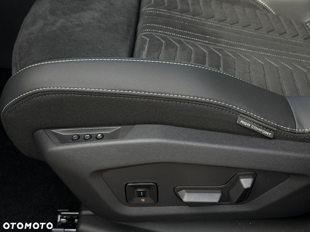 Peugeot 5008 1.2 PureTech mHEV GT Exclusive S&S e-DCS6 - 14