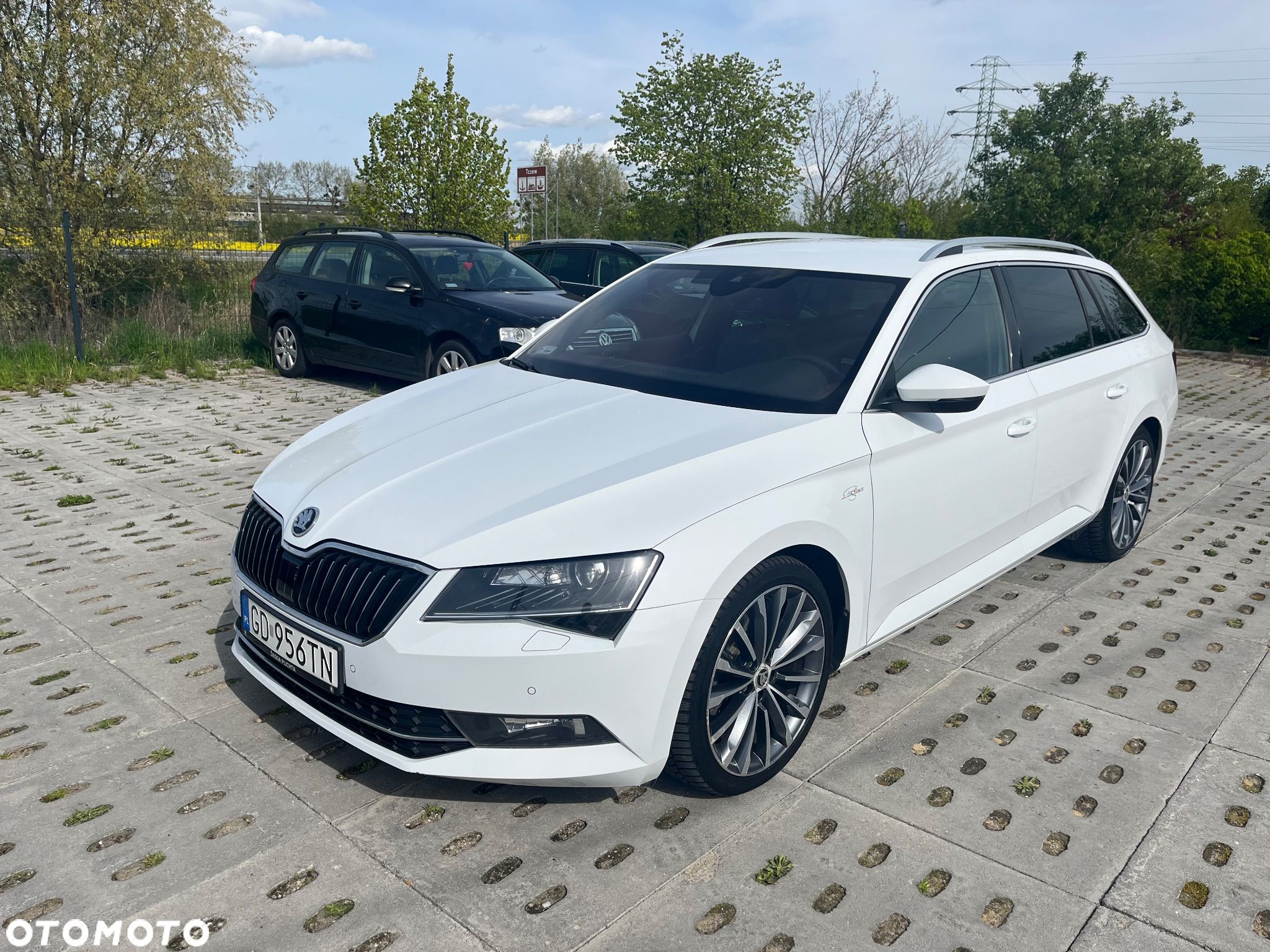 Skoda Superb 2.0 TDI 4x4 L&K DSG - 1
