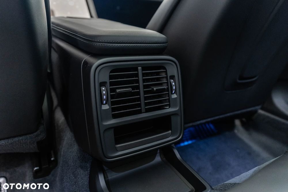 Porsche Taycan 105kWh 4S Black Edition - 26