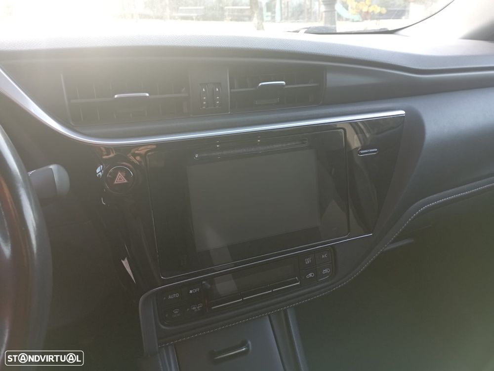 Toyota Auris Touring Sports 1.4 D-4D Comfort+Pack Sport - 16