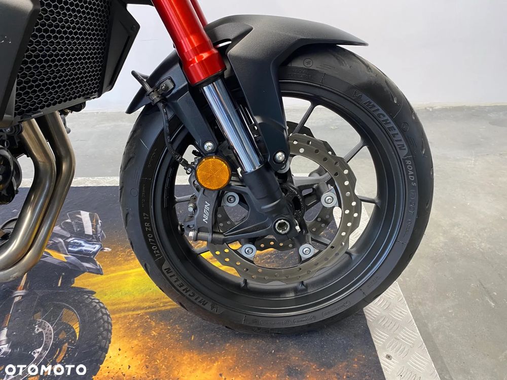 Honda Hornet - 19