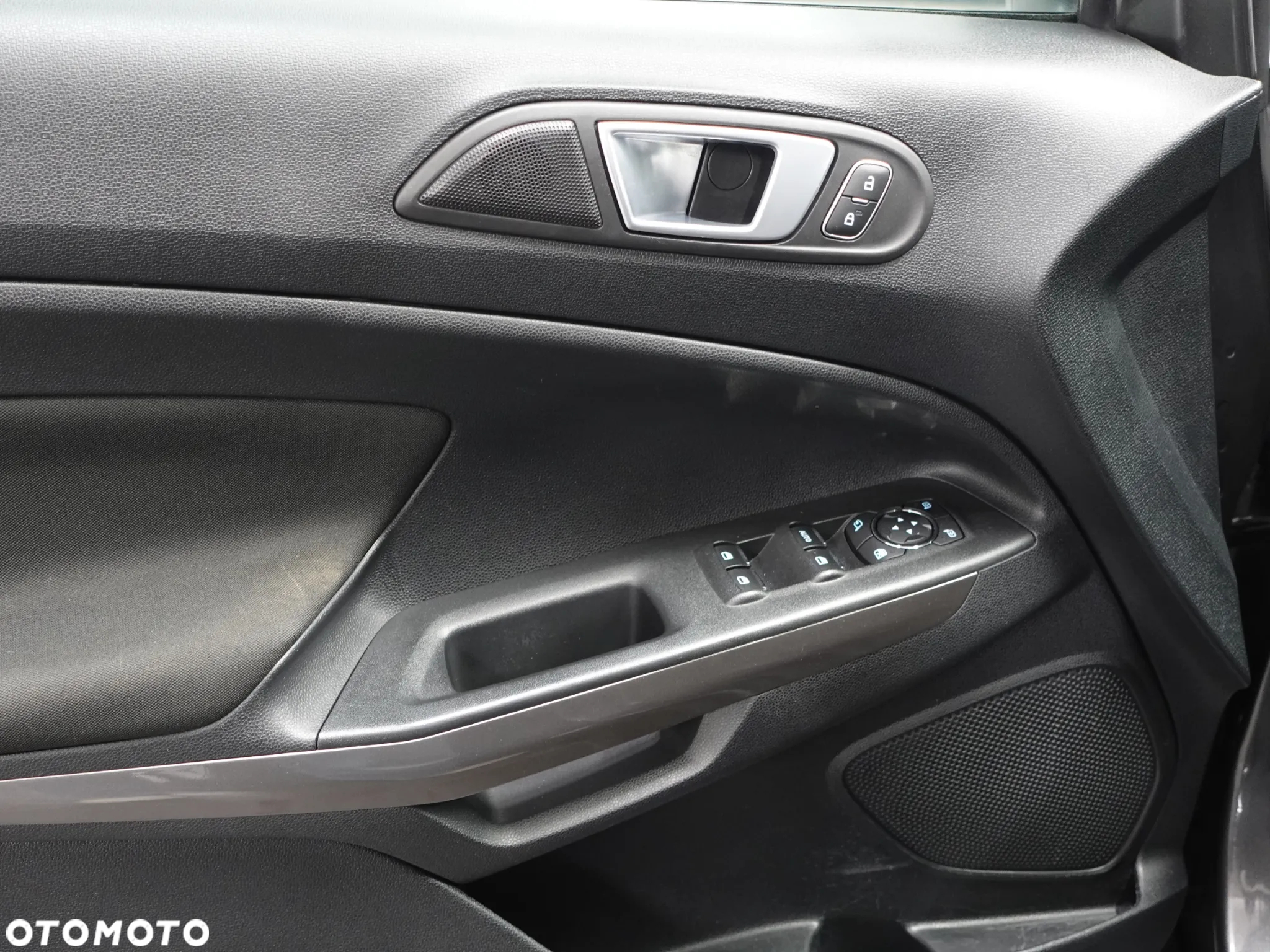 Ford EcoSport 1.0 EcoBoost TREND - 18