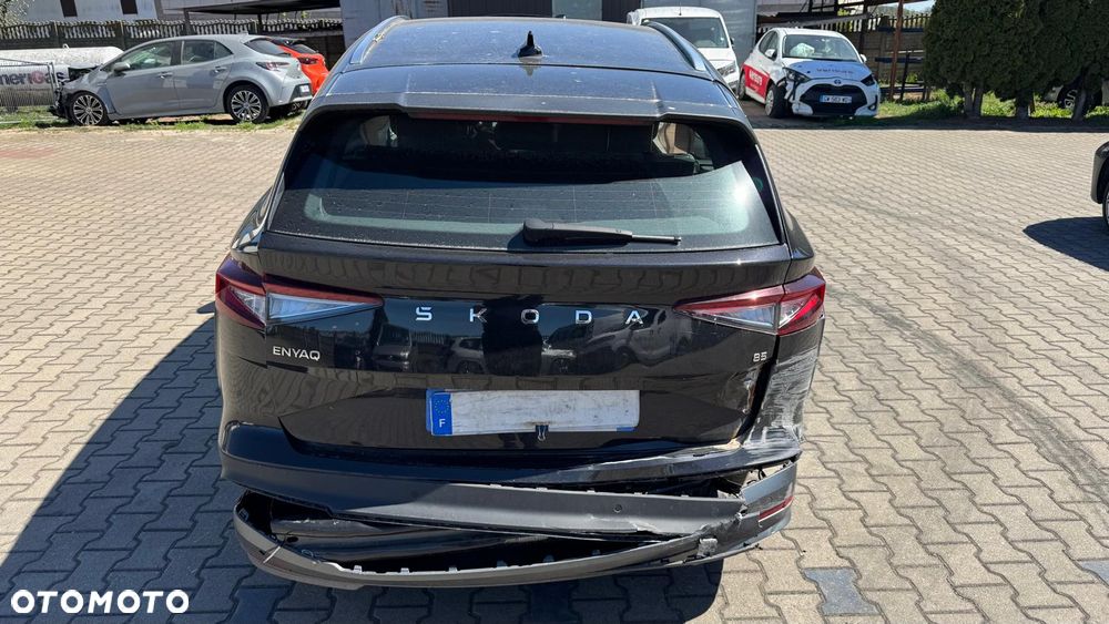 Skoda Enyaq - 11