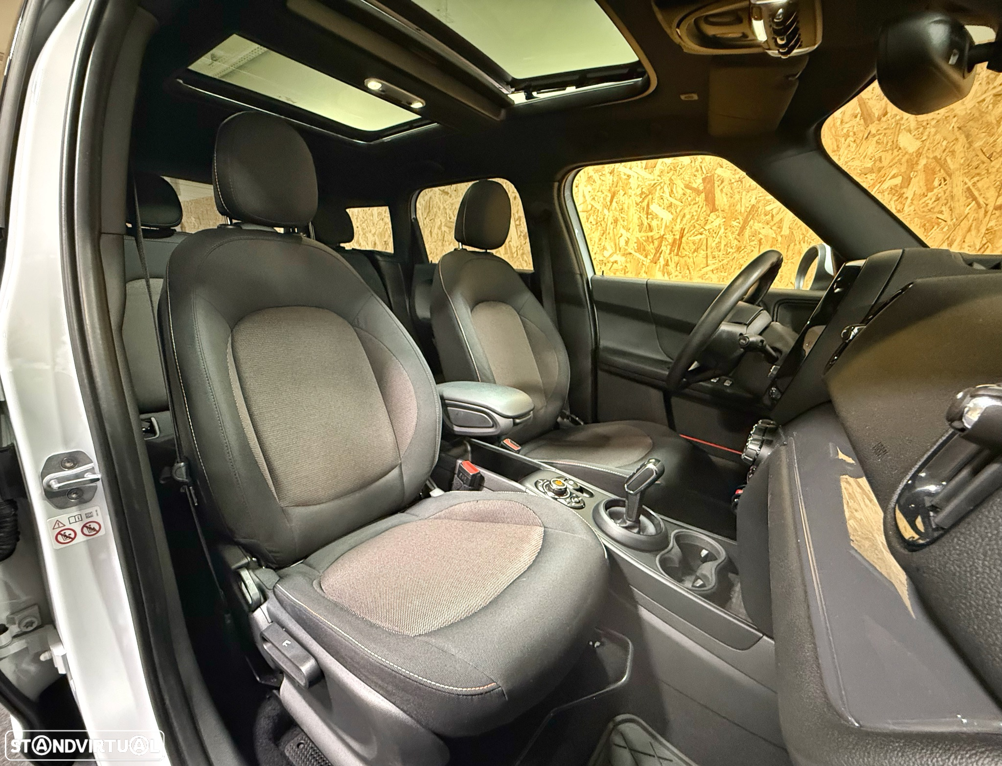 MINI Countryman One D Auto - 22