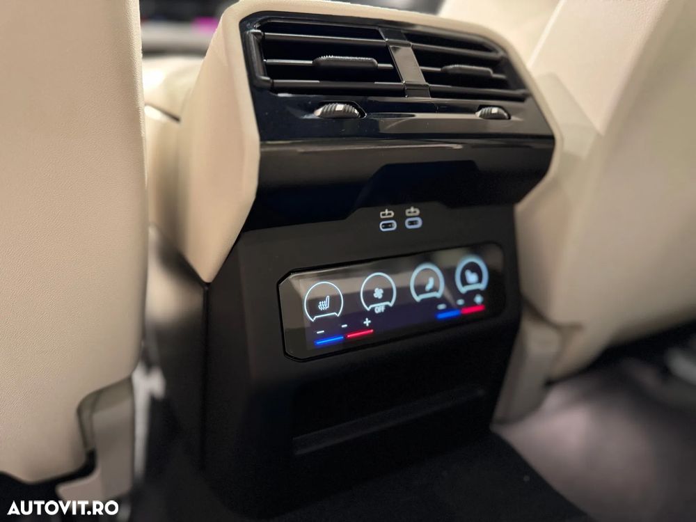 BMW Seria 5 520d xDrive Aut. - 26