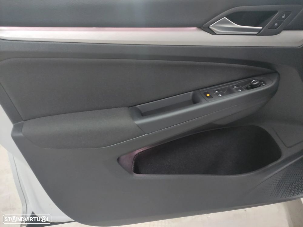 VW Golf 2.0 TDI Life - 7