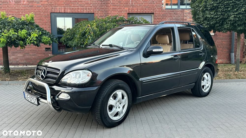 Mercedes-Benz ML - 4