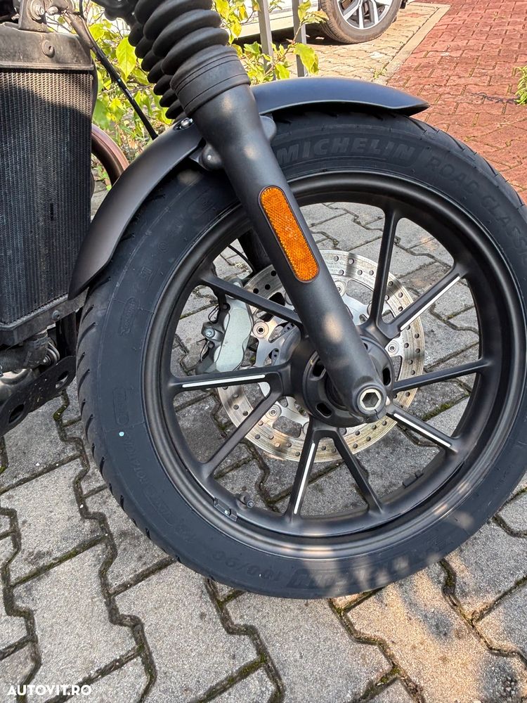 Triumph Speed Twin - 10