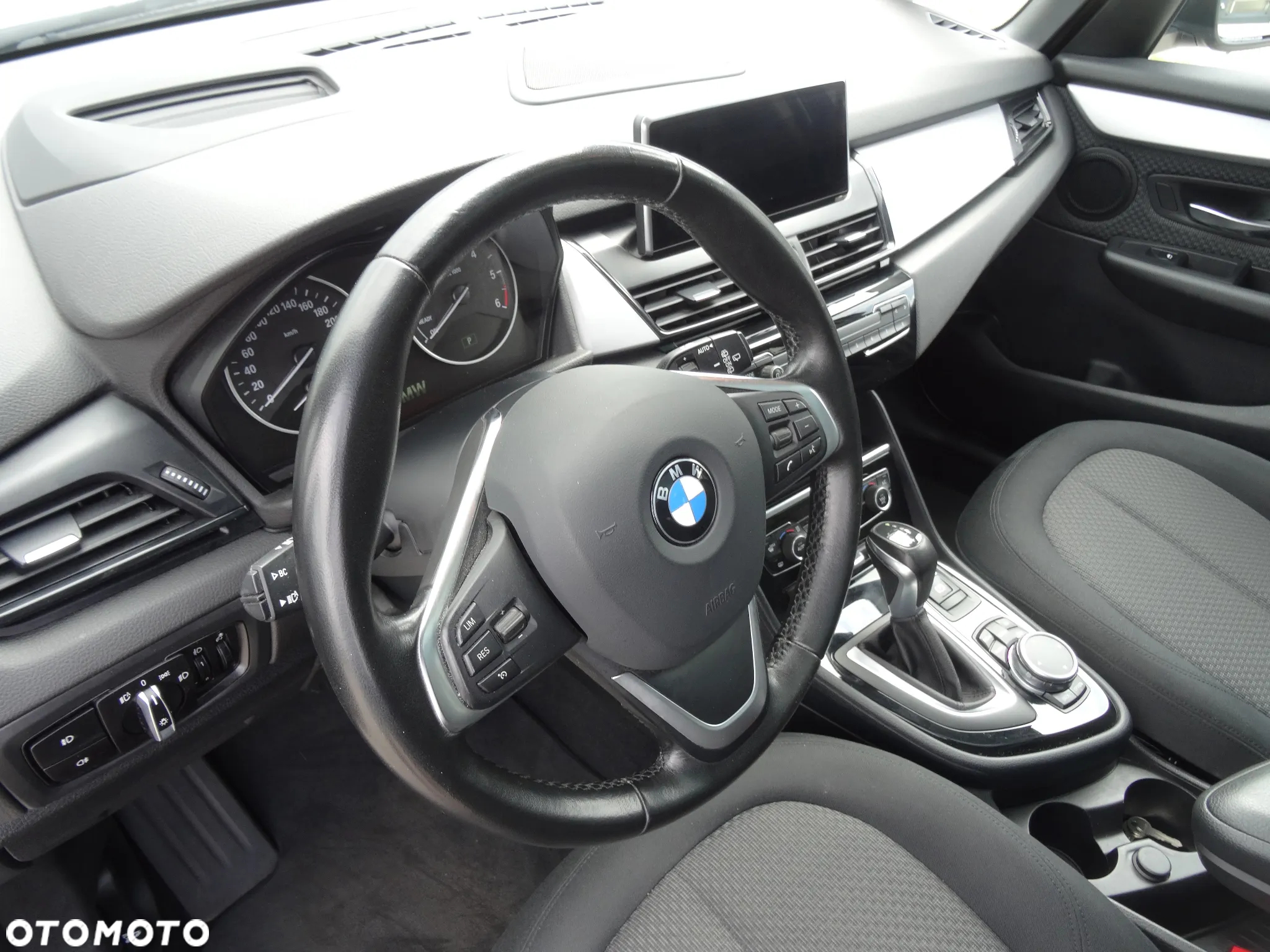 BMW Seria 2 218d Active Tourer Sport Line - 13